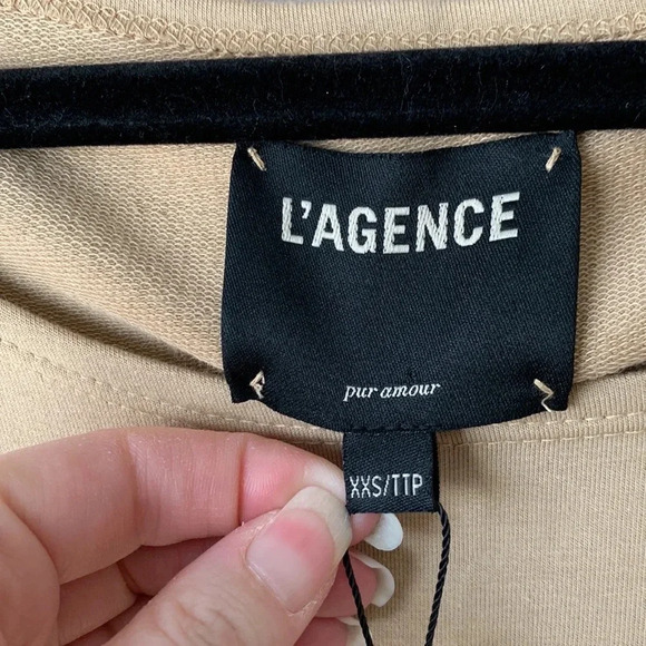 NWT L’Agence Kimora off the shoulder top sz xxs - Picture 7 of 9